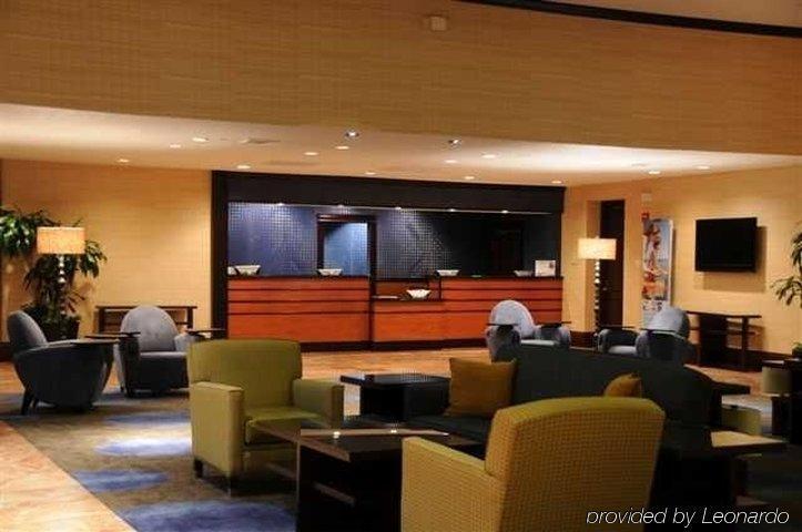 Doubletree By Hilton Boston-Andover Hotel Restaurant photo