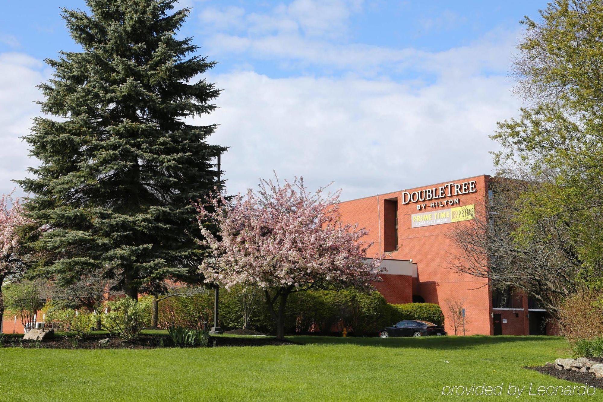 Doubletree By Hilton Boston-Andover Hotel Exterior photo